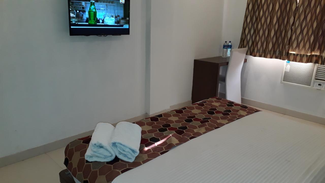 Hotel Delux Inn Agra  Buitenkant foto